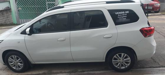 CHEVROLET SPIN 1.8 8V FLEX 4P AUTOMÁTICO CHEVROLET SPIN 1.8 8V FLEX 4P AUTOMÁTICO